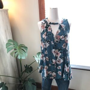 Floral Cut out Top